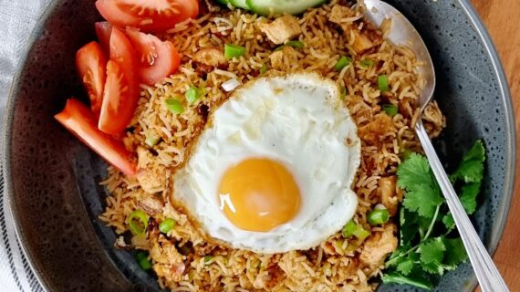 Exploring Indonesia’s Culinary Heritage: A Journey Through Traditional Warisan Kuliner